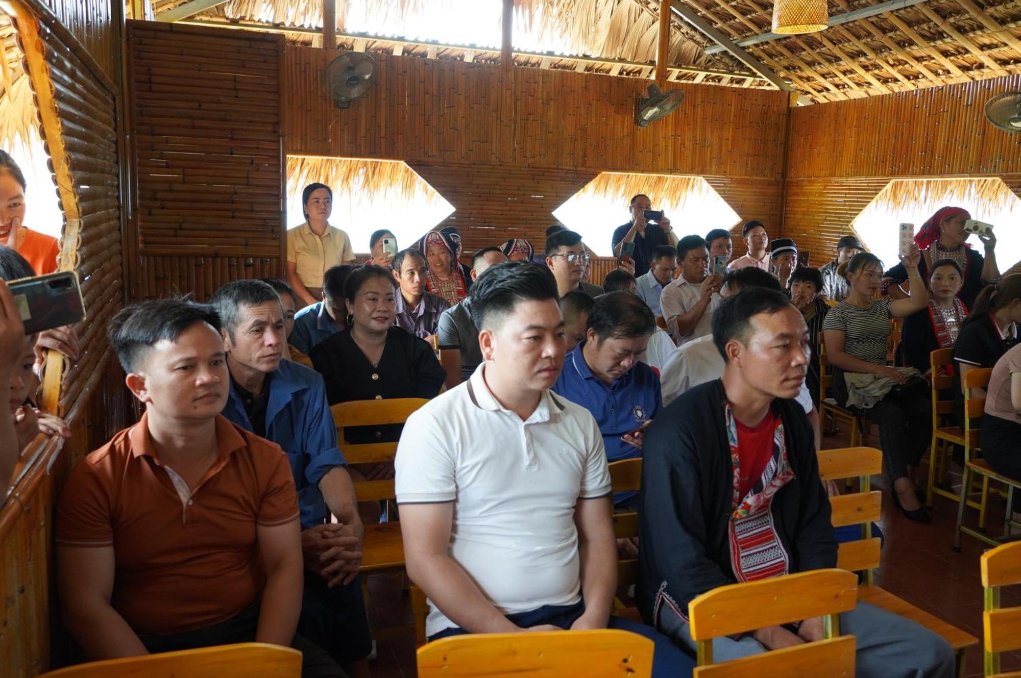 Hoang Su Phi - Mong Ngua Homestay ハザン エクステリア 写真